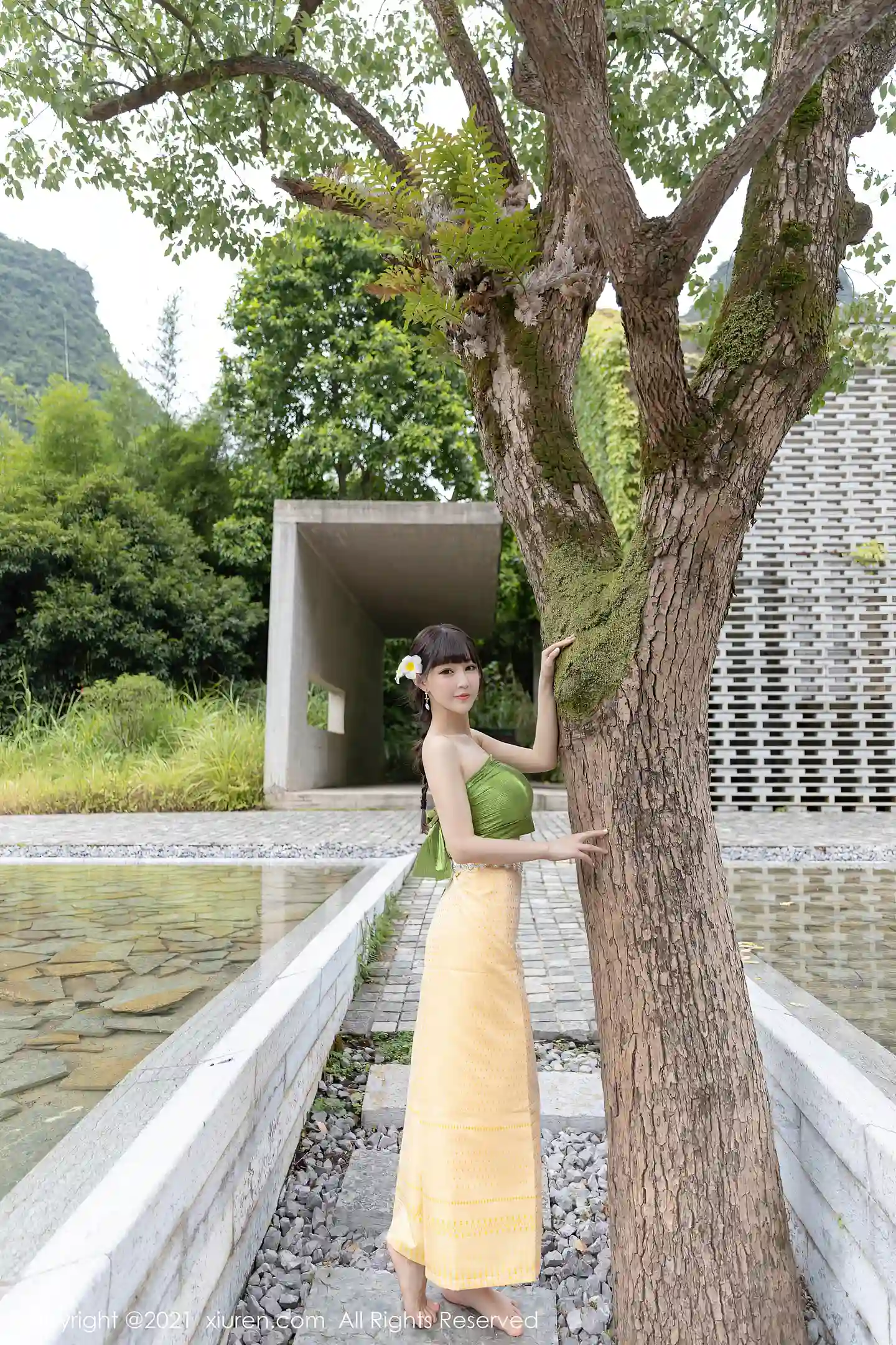 图片[2]-[XiuRen秀人网]VOL.3971 女神朱可儿Flower桂林旅拍户外竹林异域风情秀丰满豪乳诱惑写真60P-秀人网官方网站